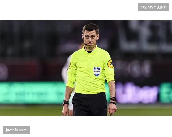 欧足联公布皇马对阵曼城一役裁判名单,法国名哨蒂尔潘执法 欧足联公布皇马对阵曼城一役裁判名单,法国名哨蒂尔潘执法